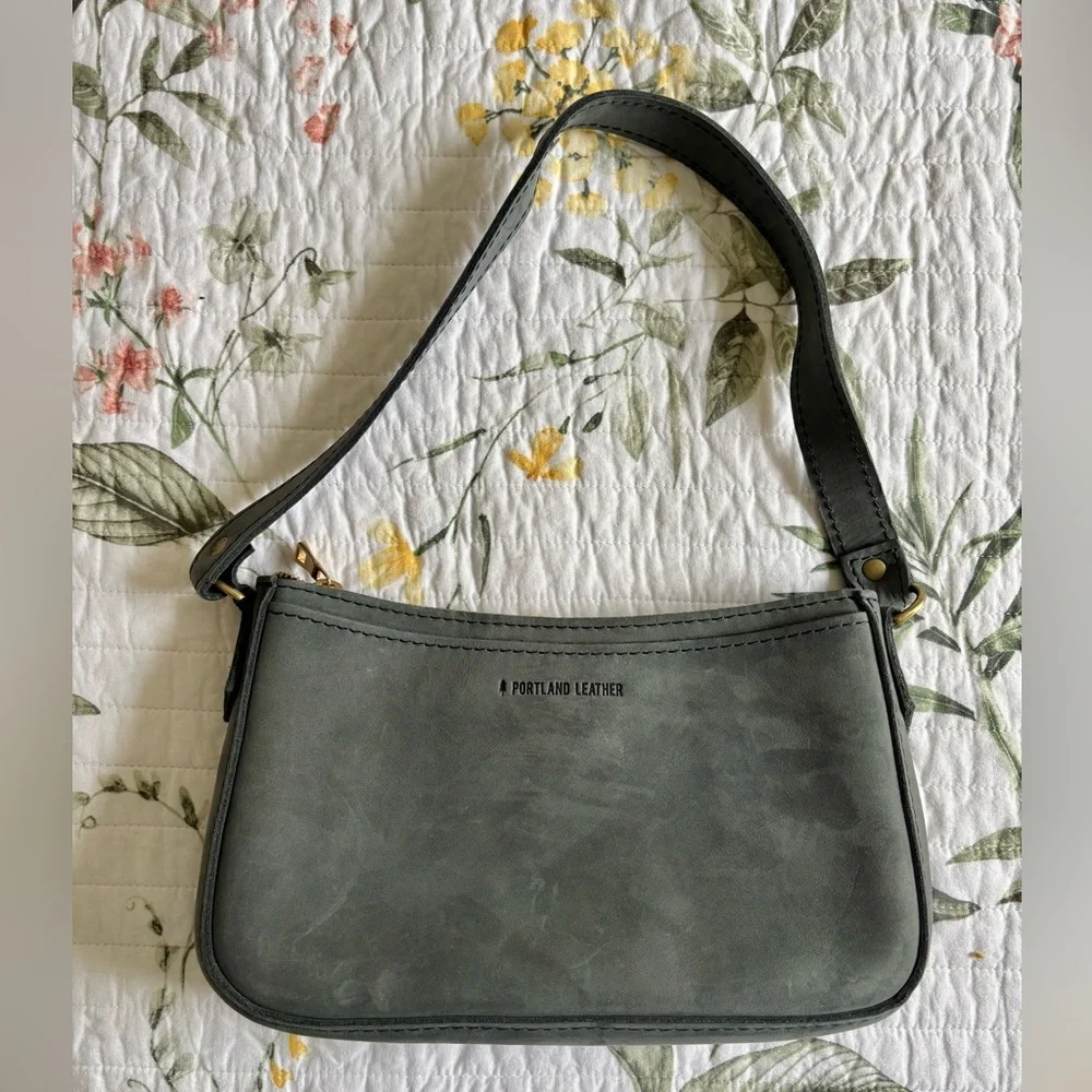NWOT Portland Leather Goods Lucy Shoulder Bag Slate Blue/Gray - Picture 1 of 6